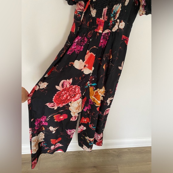 Ranna Gill x Anthropologie - Off-the-Shoulder Floral Jumpsuit, size XS - Picture 10 of 11